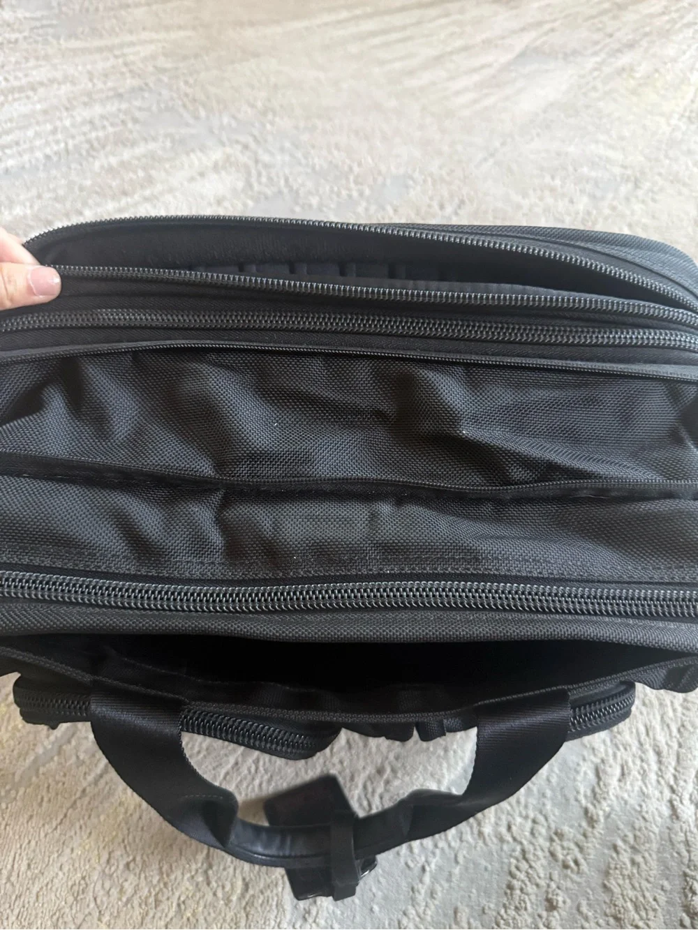 Tumi Alpha 2 T Pass Briefcase 26145DH Black Ballistic Nylon Bag Laptop Sleeve